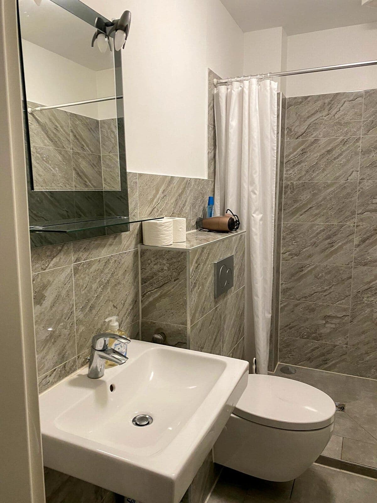 2-Zimmer Apartment – Bild 3